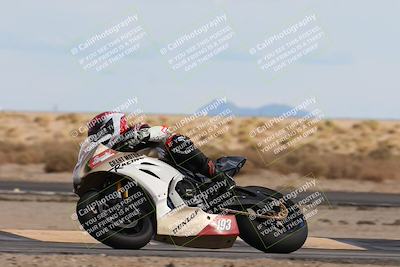 media/Nov-16-2025-Race Pace (Sun) [[8c5fa54630]]/Verified Riders/9-Turn 16 (150pm)/